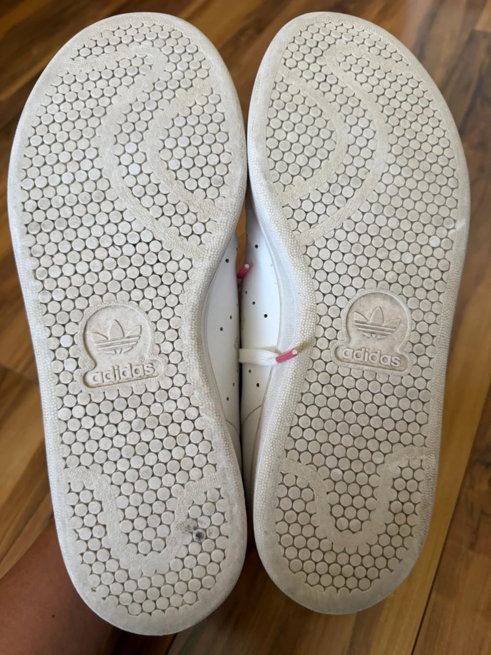 Adidas Stan Smith x Hello Kitty and friends sneaker